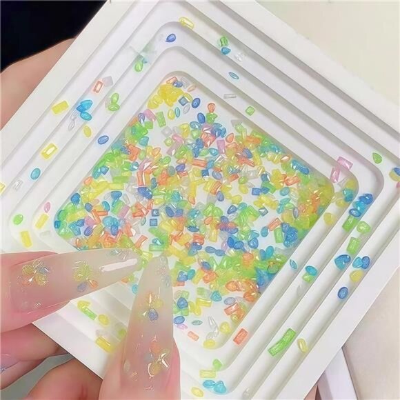 100pcs Luxury Nail Charms Gems Shiny Colorful Nail Rhinestones Mix Styles Shiny - Picture 1 of 6